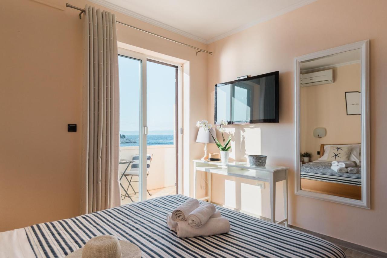Accommodation Triton Lastovo Kültér fotó