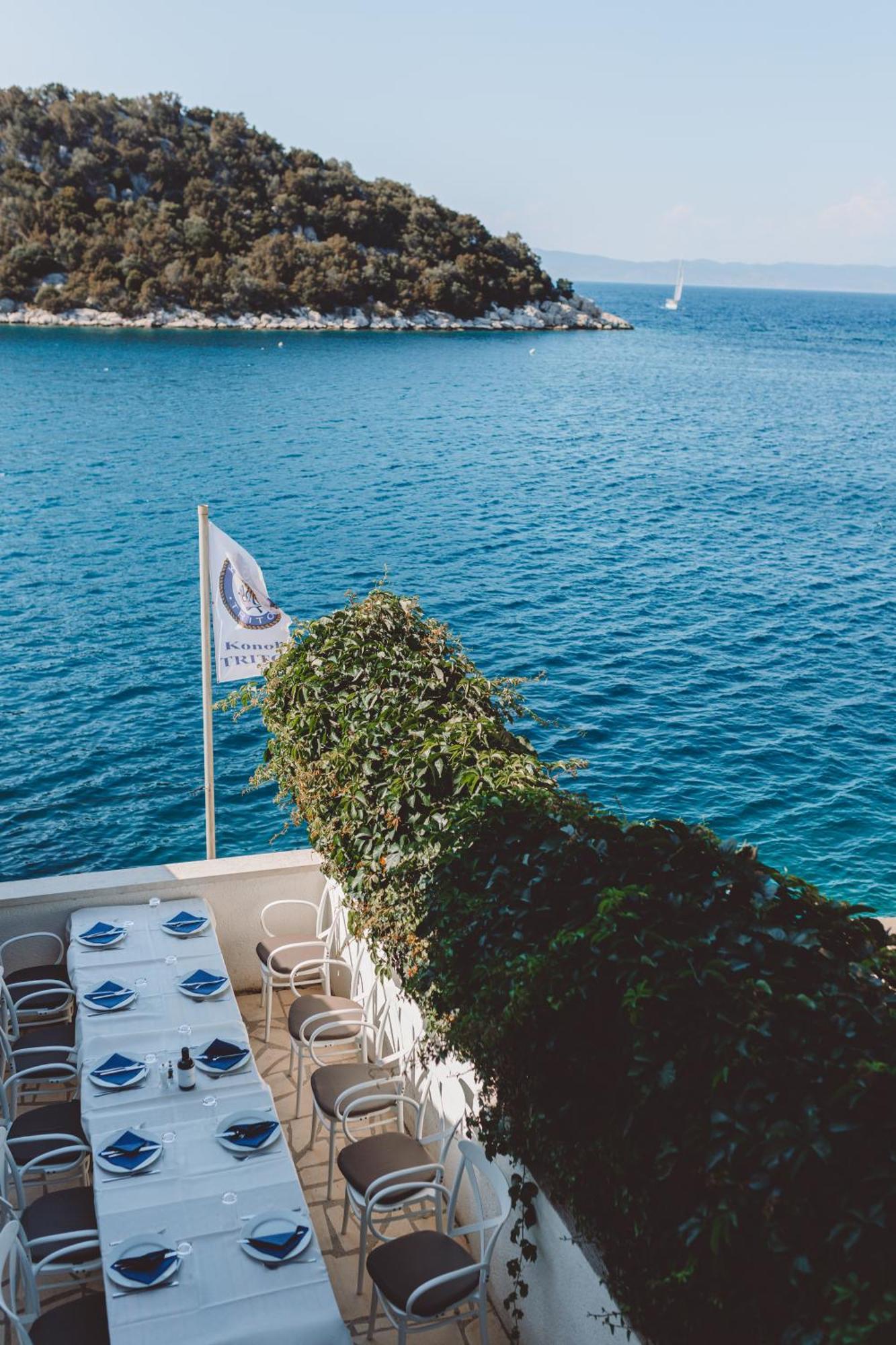 Accommodation Triton Lastovo Kültér fotó